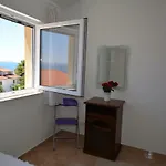 Otok 2 Apartment *