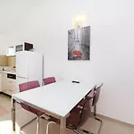 Otok 2 Appartement Trogir