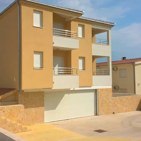 Otok 2 Appartement Trogir
